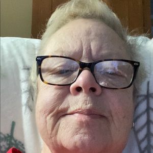 Meet your Posher, Lynn